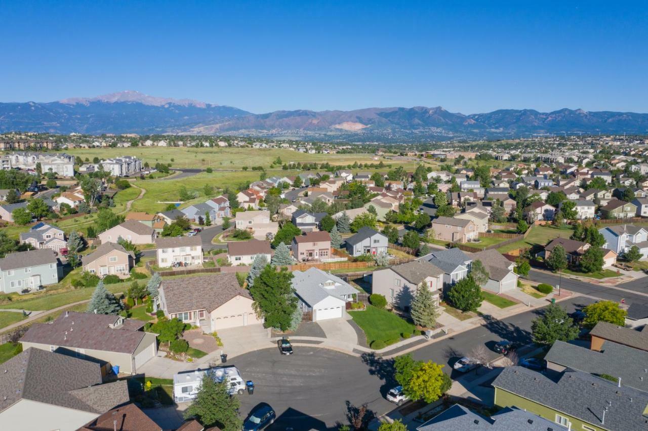 Cozy 4Br House With Peak Views In Colorado Springs Villa Exterior photo